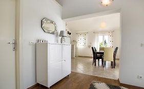 Apartment Lidija